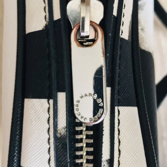 Marc by Marc Jacobs White and Black Smiley Crossbody Bag - Picture 12 of 14